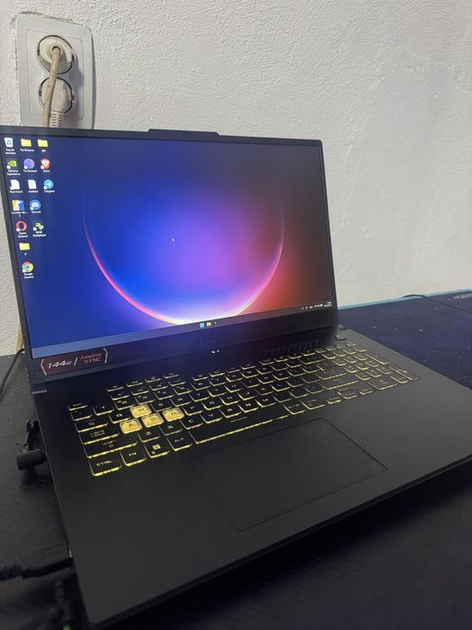 Laptop Gaming Asus Tuf F17 Nou!