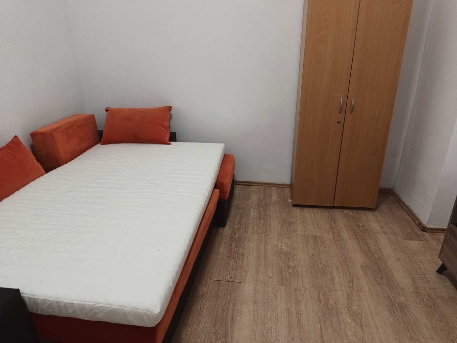 Proprietar închiriez 1 cameră într-un apartament 4 camere
