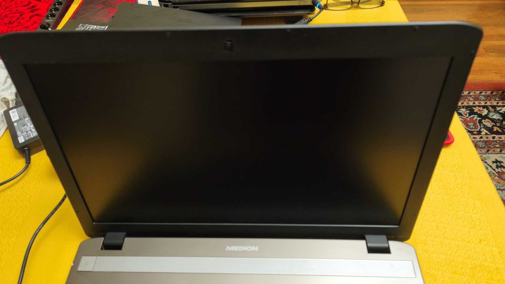 Medion Akoya E7227  Intel® i7-4600M -  (17.3") HD+