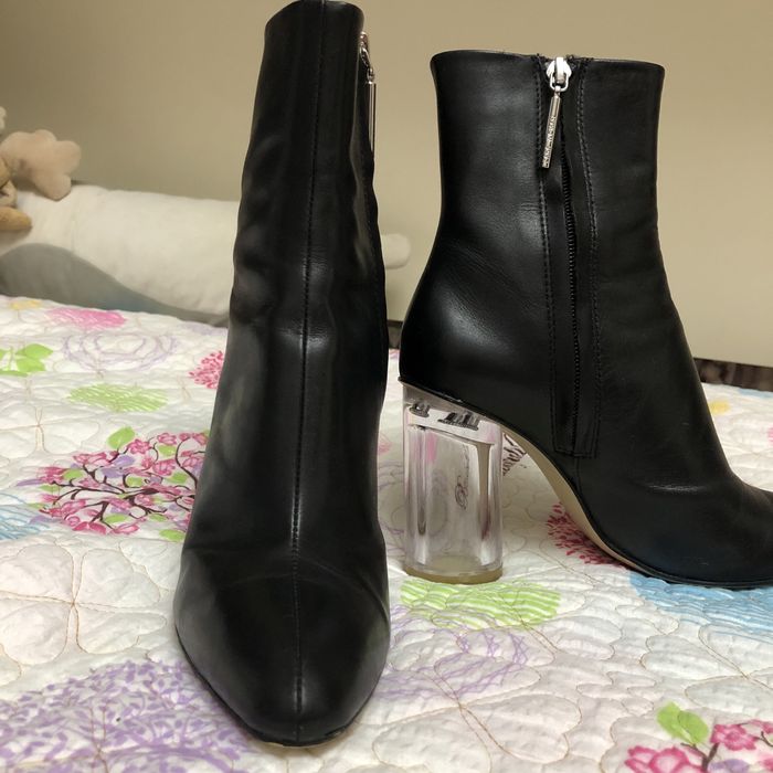 Сапожки осенние черные