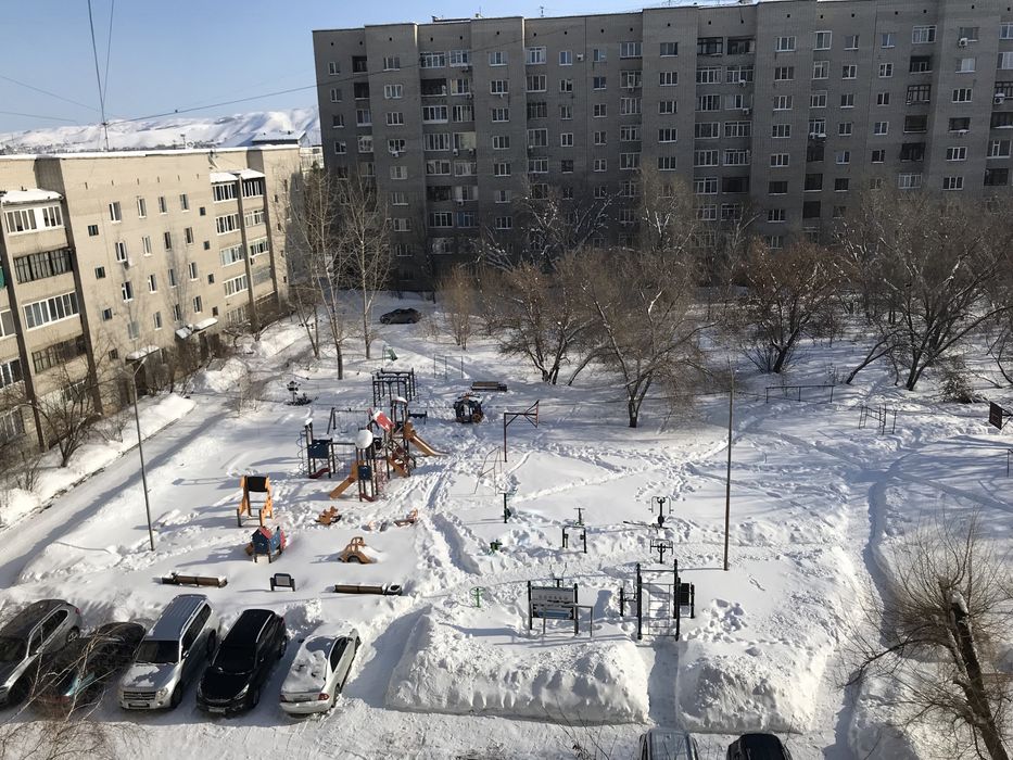 Продам 5- комнатную квартиру.