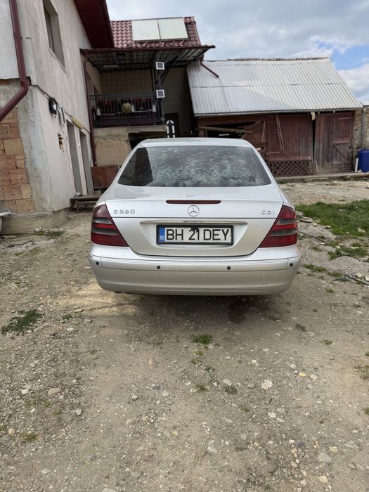 Mercedes E220 CDI W211