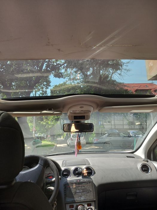 Vindem Peugeot 308 sw Panoramic dublu climatronic 300 mii kilometri