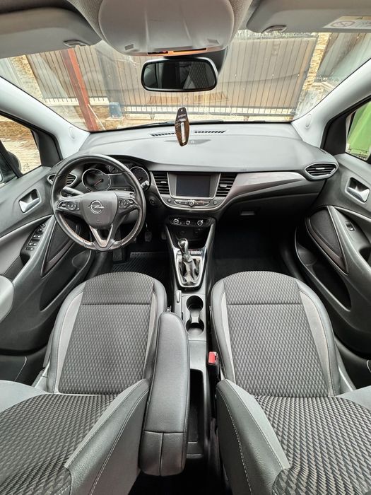 Crossland X, 1.6 DT,47000 km,2018, cumparata noua de la dealer OPEL RO