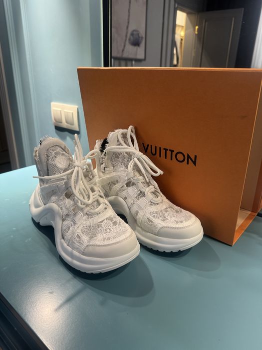 Новые белые летние кроссовки Louis Vuitton