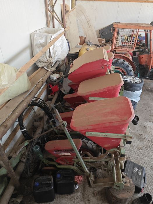 Semănătoare Nodet 4 Secții ptr porumb și floarea soarelui