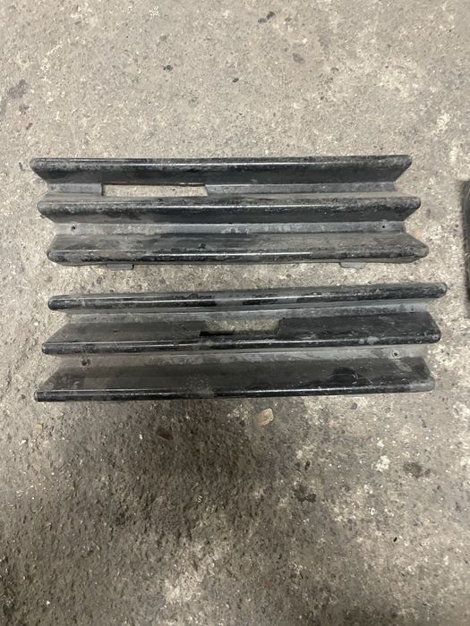 Заглушка баммера мерседес