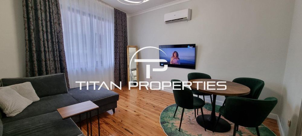 Дава се под наем Двустаен апартамент в Бургас, Център - 64 кв.м за 612 € - Снимка #1