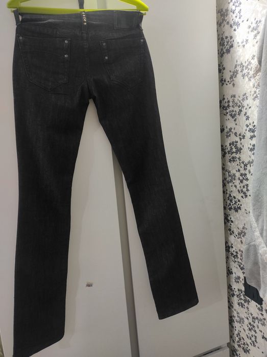 Джинсы женские..
