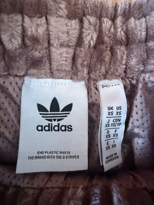 Adidas XS culoare violet nou fara fara eticheta