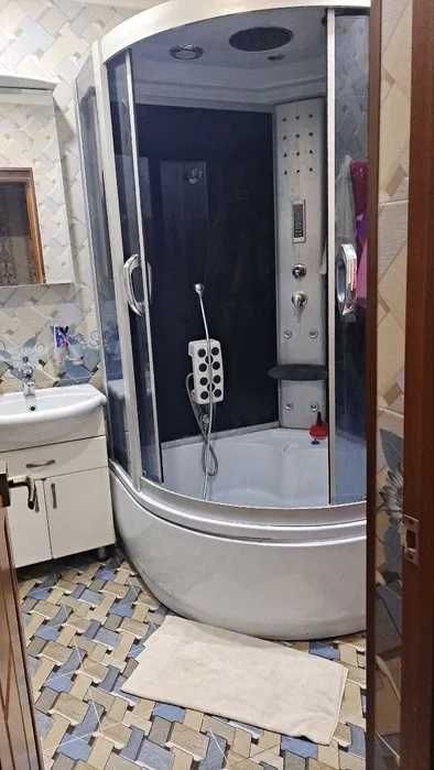 Продается 3х комнатная квартира, Район Янги Хаёт, Спутник 16, 0837
