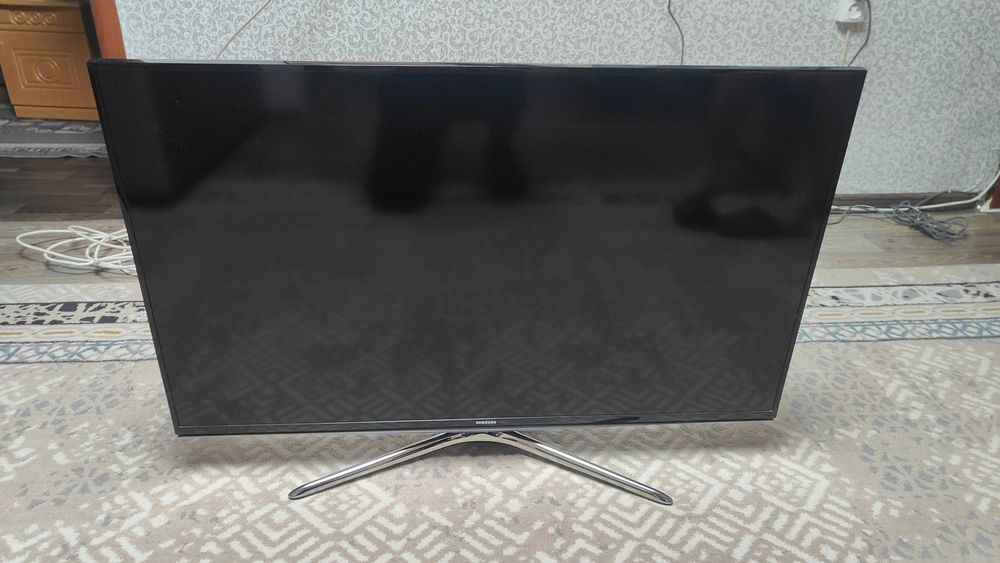 Телевизор Samsung Smart TV