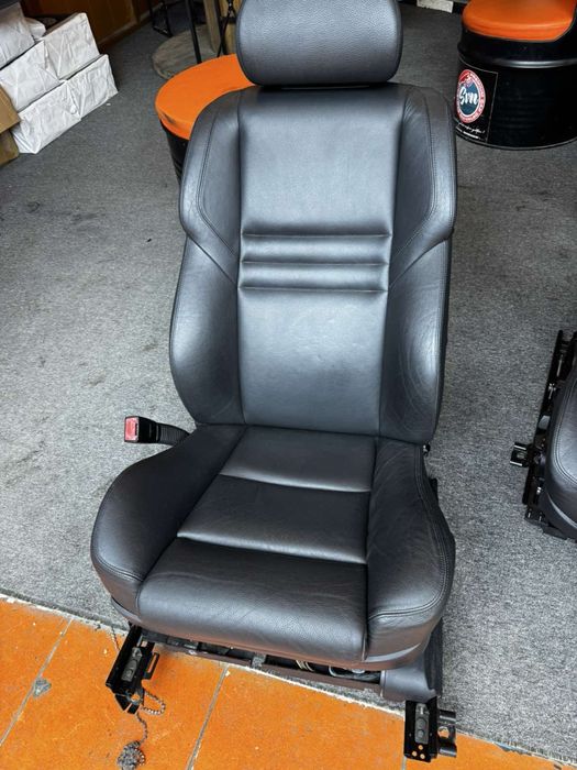 Седалки от бмв м5 е60 M5 E60