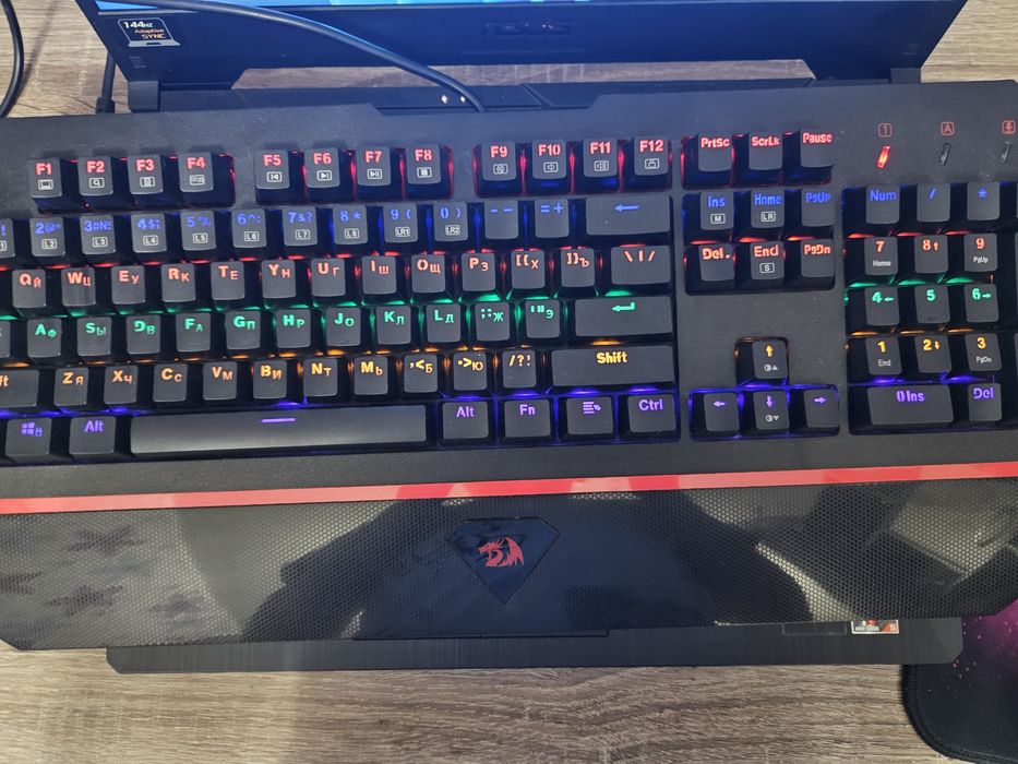 Клавиатура Redragon Andromeda
