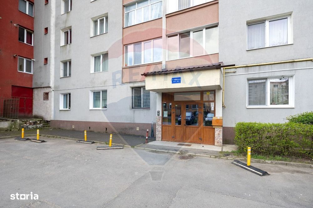 Apartament 3 camere | Vedere Lacul Noua