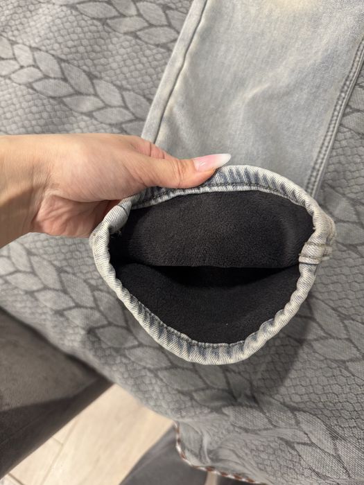 Продам джинсы Zara