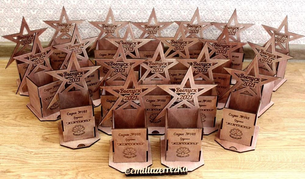 Деревянные детские именные органайзеры