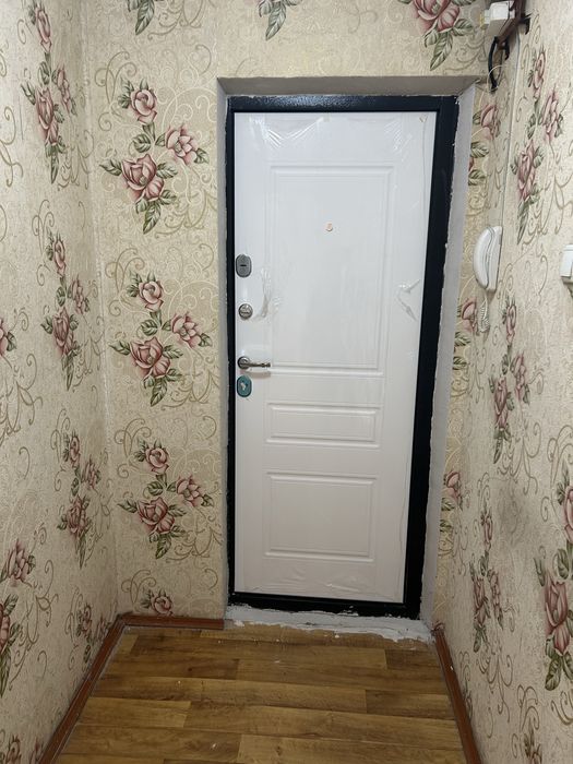 Продам 2х ком  квартиру