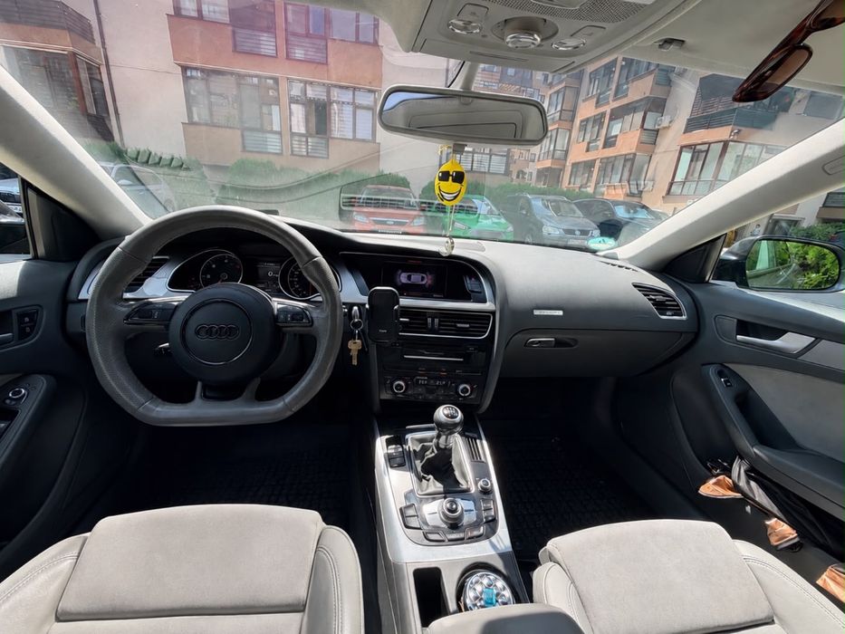 Audi  A5 quattro