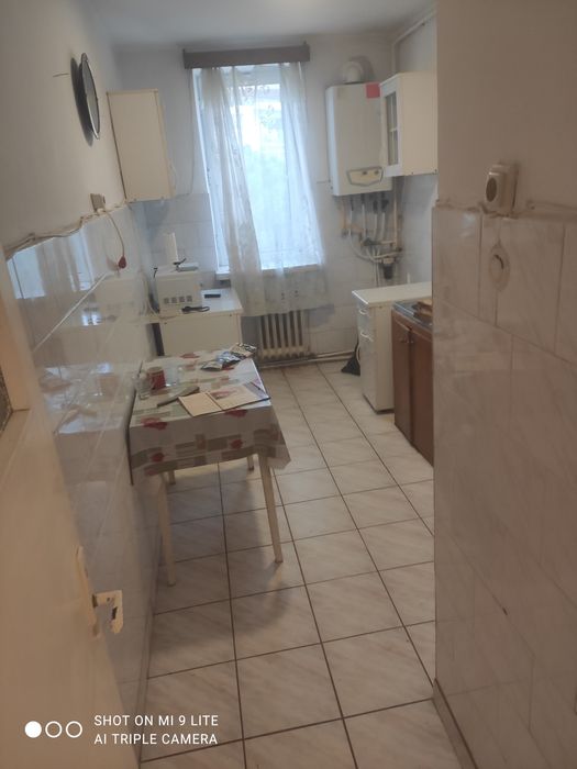 Vand apartament 3 camere