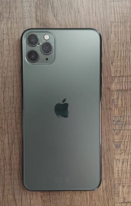 Продаю айфон 11 про Макс 256гб