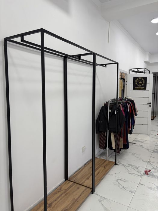 Стеллажи полки стойки