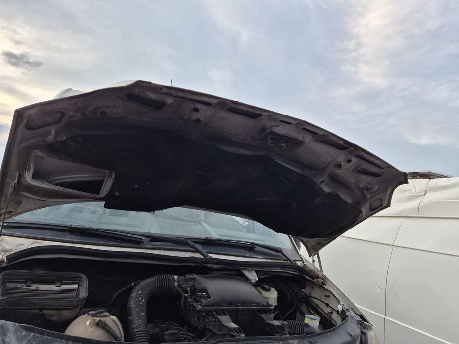 Motor mercedes sprinter 2.2E4 preț fără anexe(se poate porni)