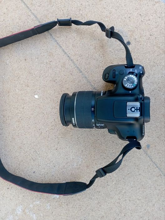 Canon 2000d fotoapparati