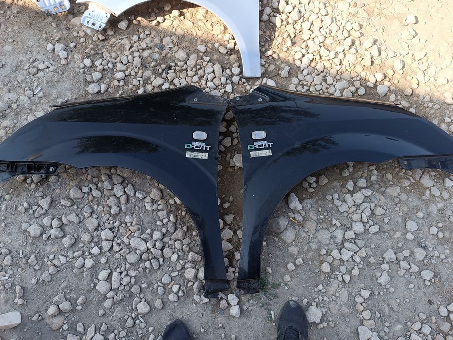 Оригинални Калници  за Тойота Корола Версо 2004- 2008г