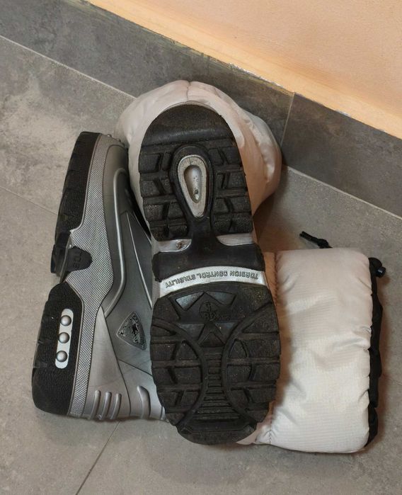 Детски апрески 38