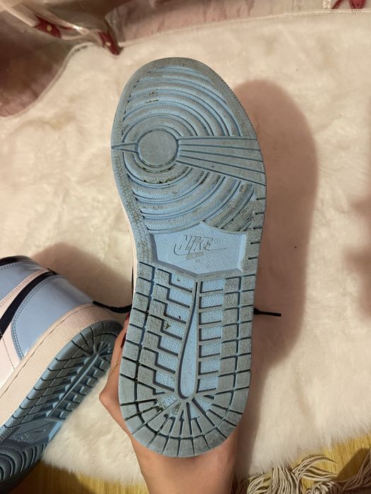 Air Jordan 1 Retro High UNC Patent