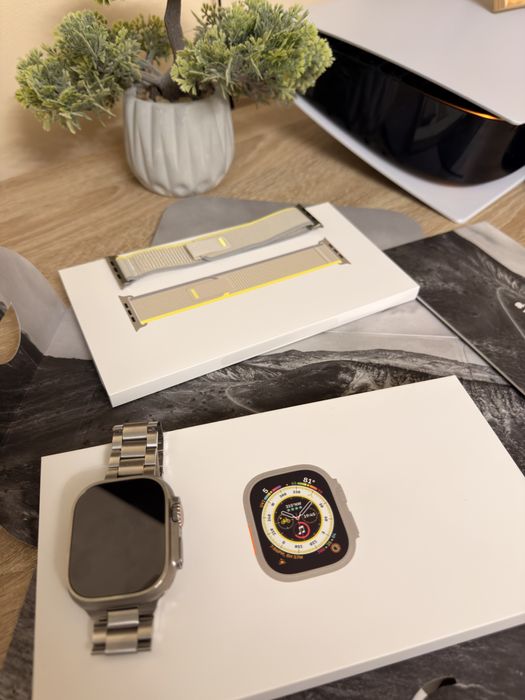 Aplle watch ultra Titanium
