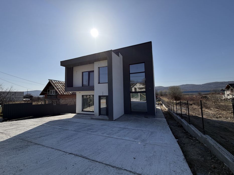 Casa de vanzare Curtea de Arges ! 1000mp