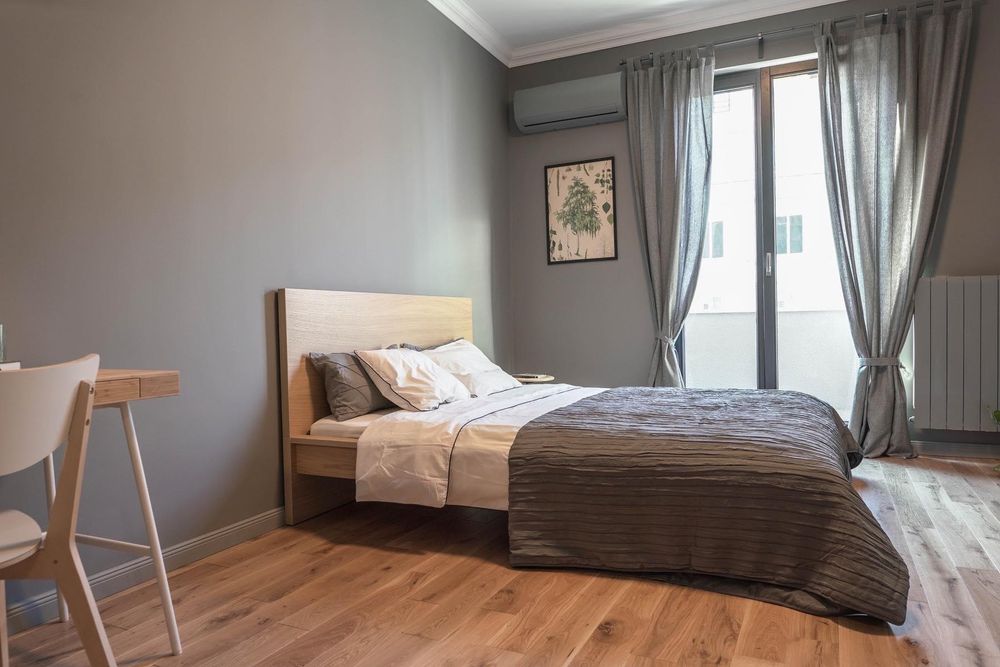 Дава се под наем Тристаен апартамент в София, Център - 78 кв.м за 1500 € - Снимка #8