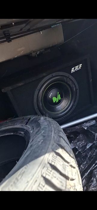 Продам сабвуфер деаф бонс