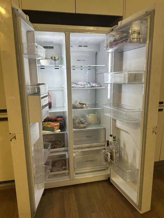 Продам холодильник марки LG