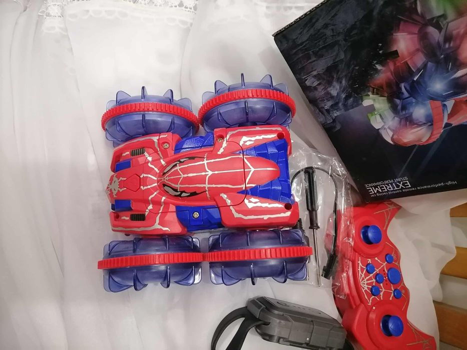 Детска количка с два джойстика