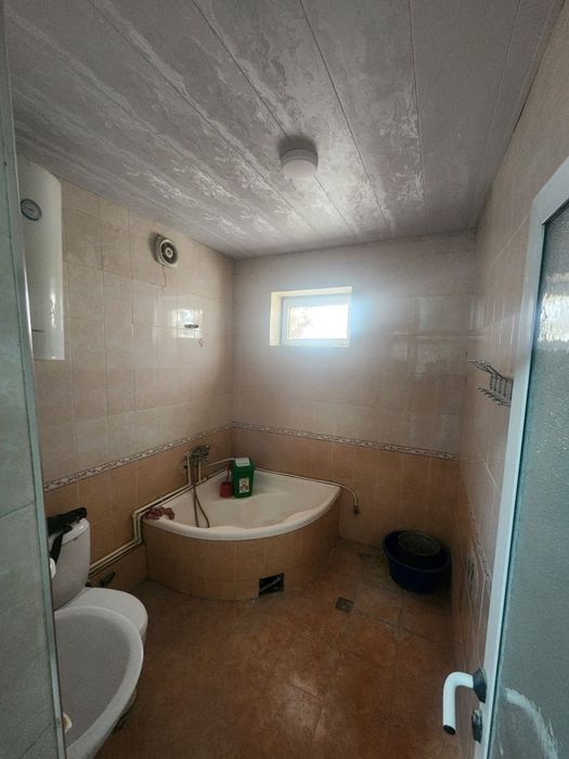 Зудлик билан сотилади 2 хона перд 3 х 4 этаж 77 серия Вокзал узгазоил