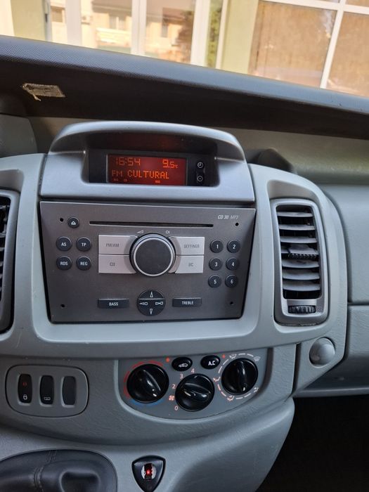 Opel Vivaro 8+1 din 2009