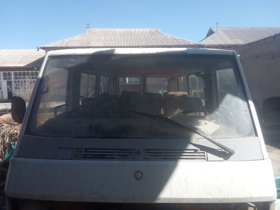 Mercedes-Benz 616 сотилади