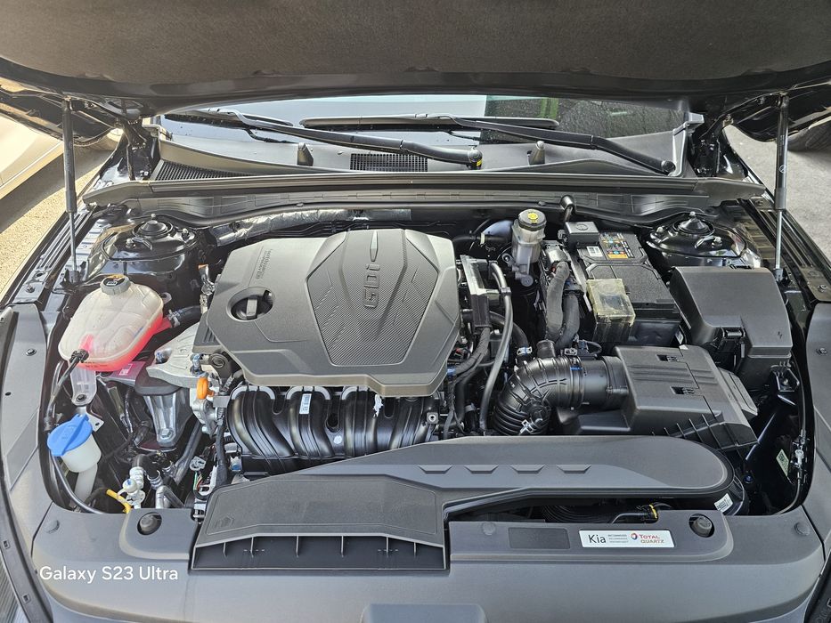 Kia K5 Style +    2.5 mator