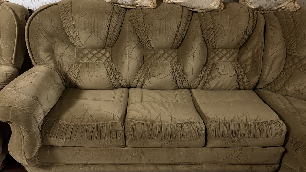 Продам мягкий уголок