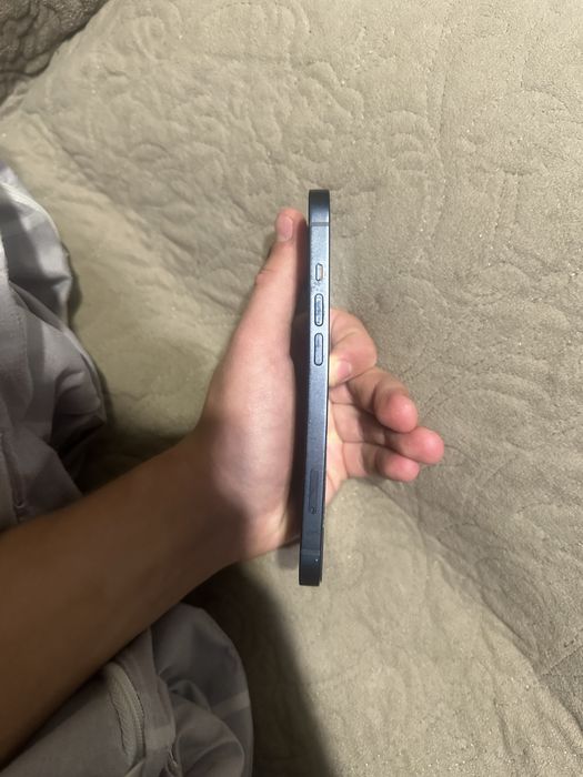 Айфон Iphone 13 75%