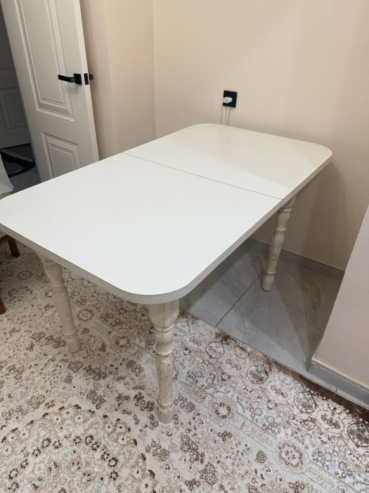 Стол кухонный очень качественный