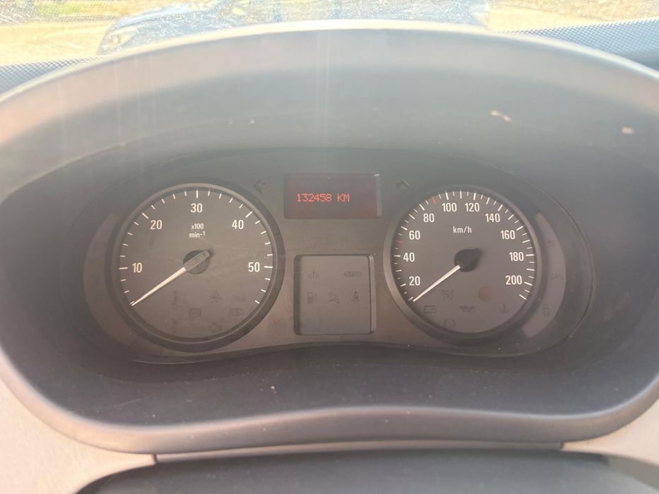 Opel VIVARO 2014 2.0 Euro 5