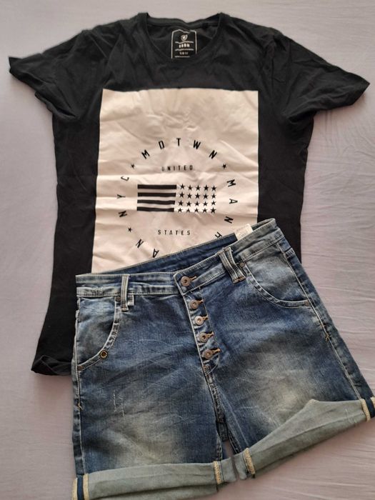 Дамски дънки и тениски