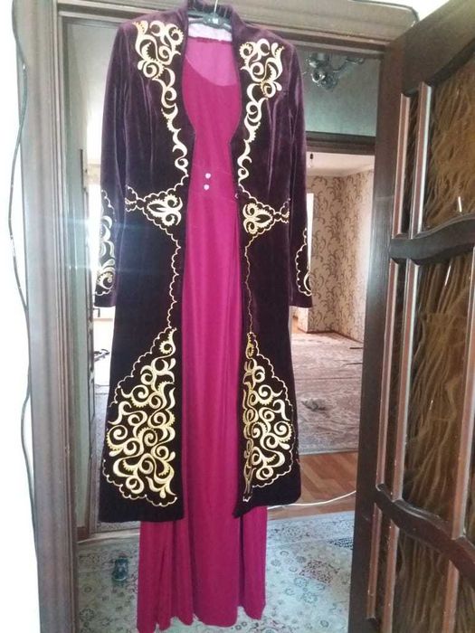 Одежда для женщины