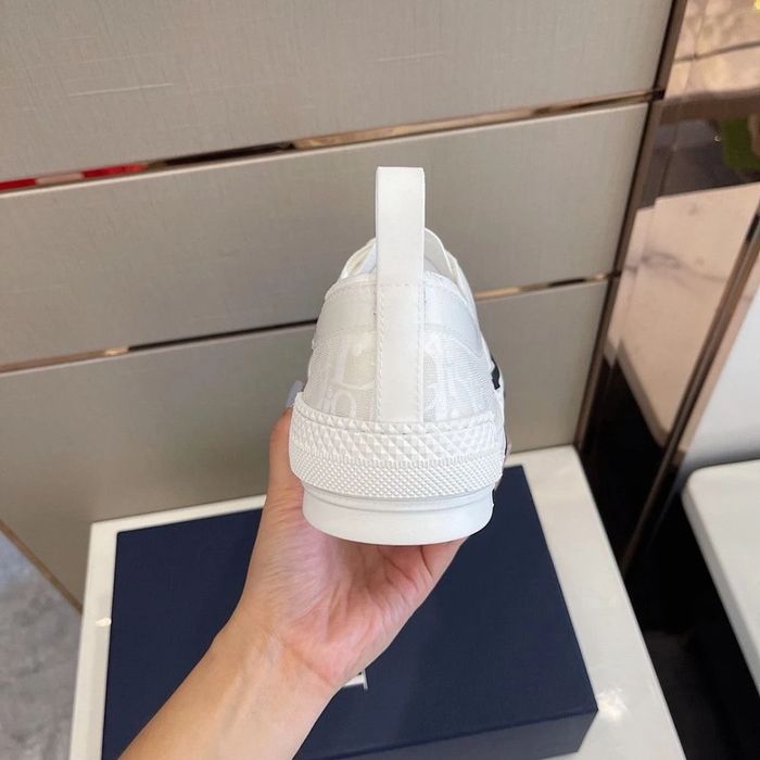 CD B27 Low Top White