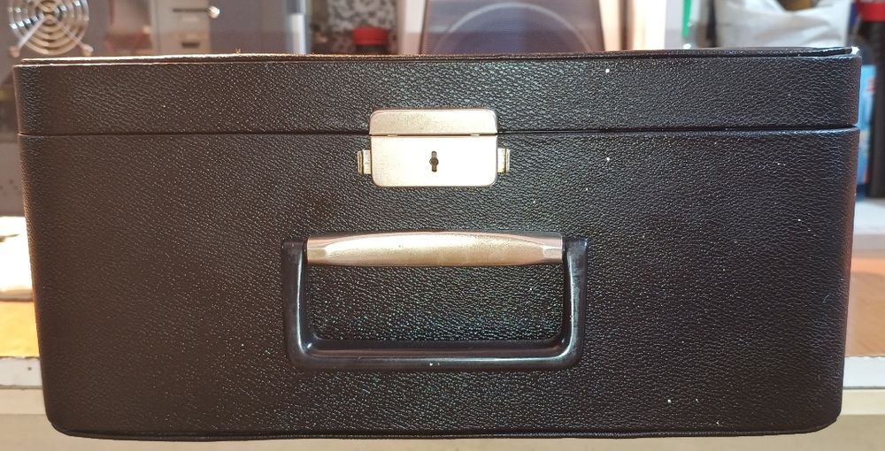 Masina scris de colectie Olympia Monica noua