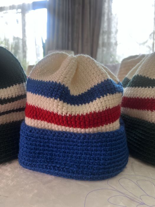 Шапки ручной работы